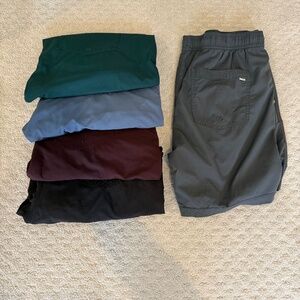 Vuori Kore Shorts: 7” lined (5 pairs)